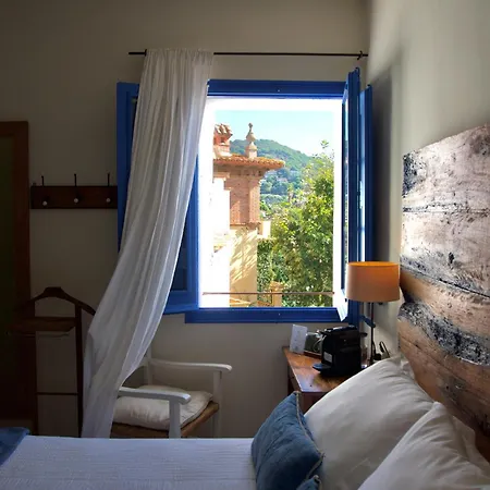 De La Placa - Boutique 3*