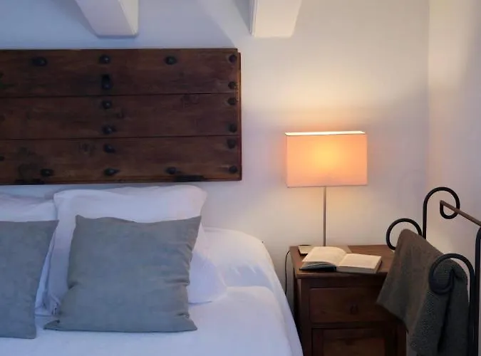 De La Placa - Boutique 3*