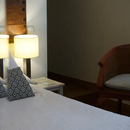 Hotel De La Placa - Boutique 3*