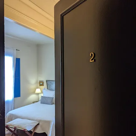 De La Placa - Boutique 3*