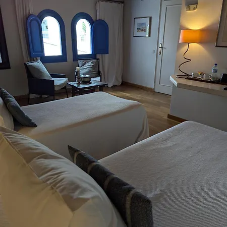 De La Placa - Boutique 3*