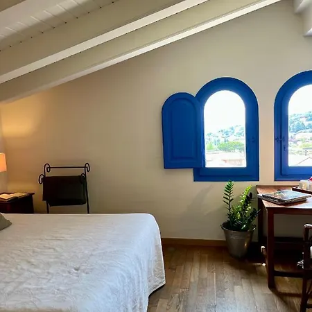 Hotel De La Placa - Boutique 3*